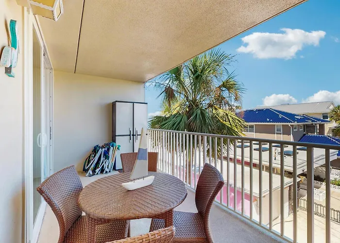 Hamilton House 206 * Clearwater Beach
