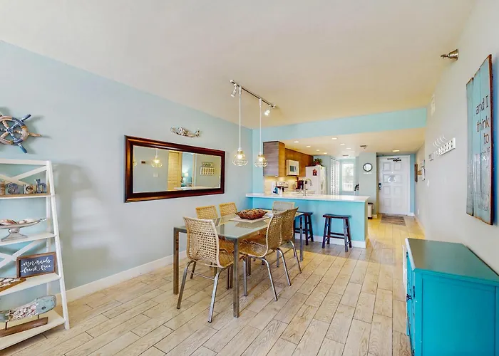 Hamilton House 206 * Clearwater Beach